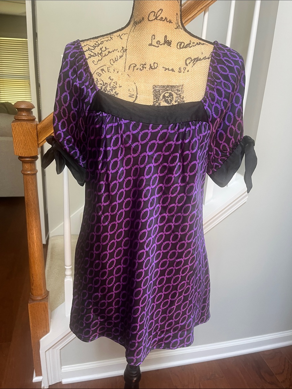 EUC INC International Concepts Purple Patterned Square-Neck Women's Top (10)
